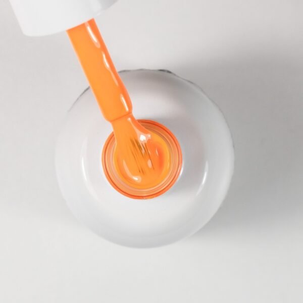 Gelinis lakas, NR. 203, 10 ml